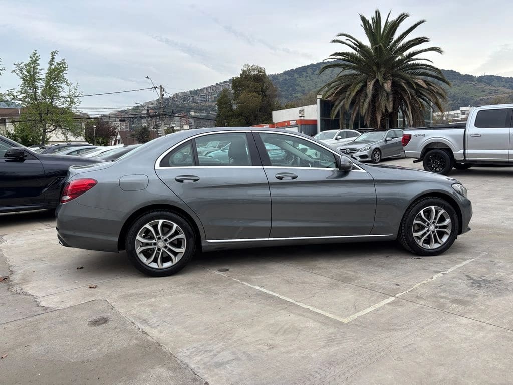 Mercedes-Benz C 180 1.6 T año 2017
