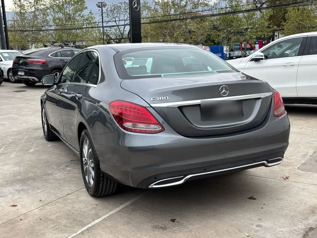 Mercedes-Benz C 180 1.6 T año 2017