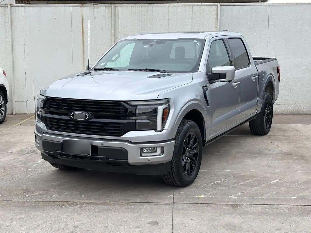 Ford F-150 Platinum 4x4 3.5 Aut año 2025