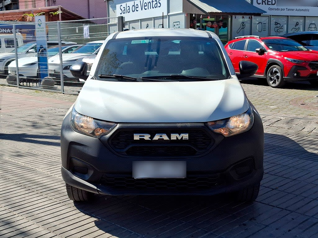 Ram 700 Slt Cd 1.3 año 2024
