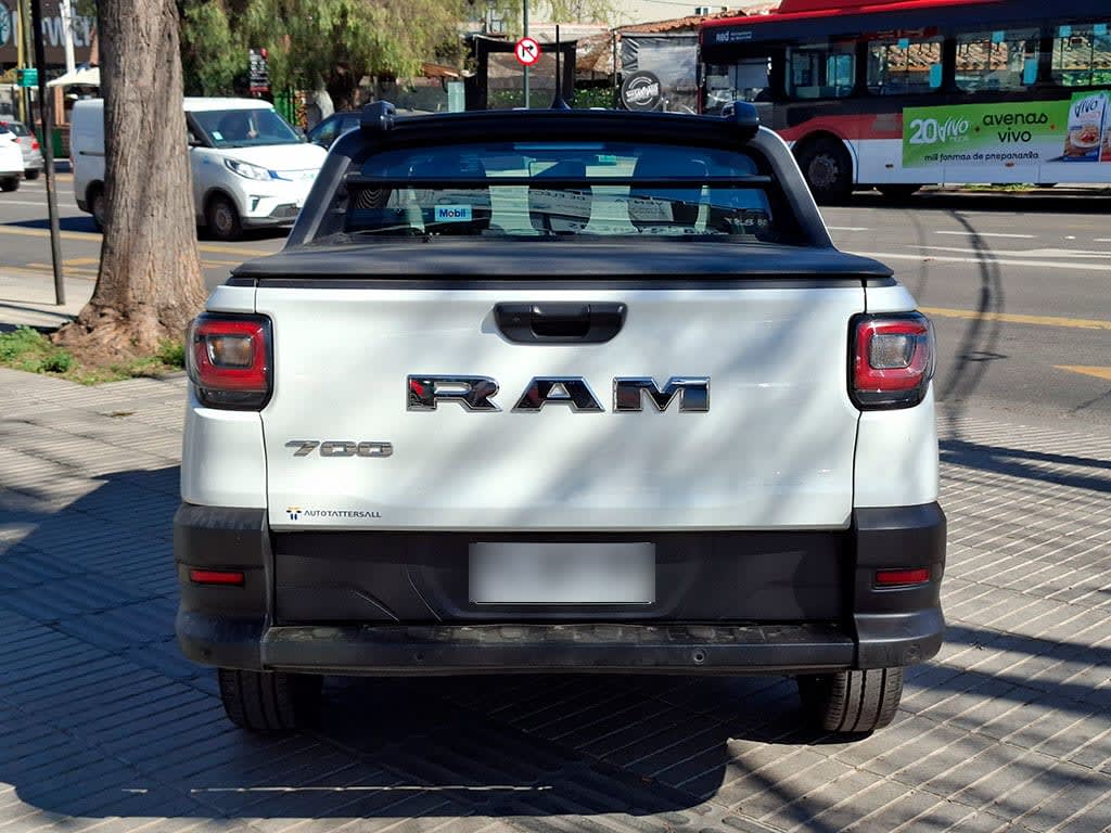 Ram 700 Slt Cd 1.3 año 2024