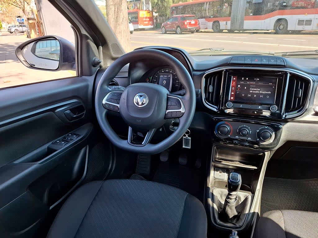 Ram 700 Slt Cd 1.3 año 2024