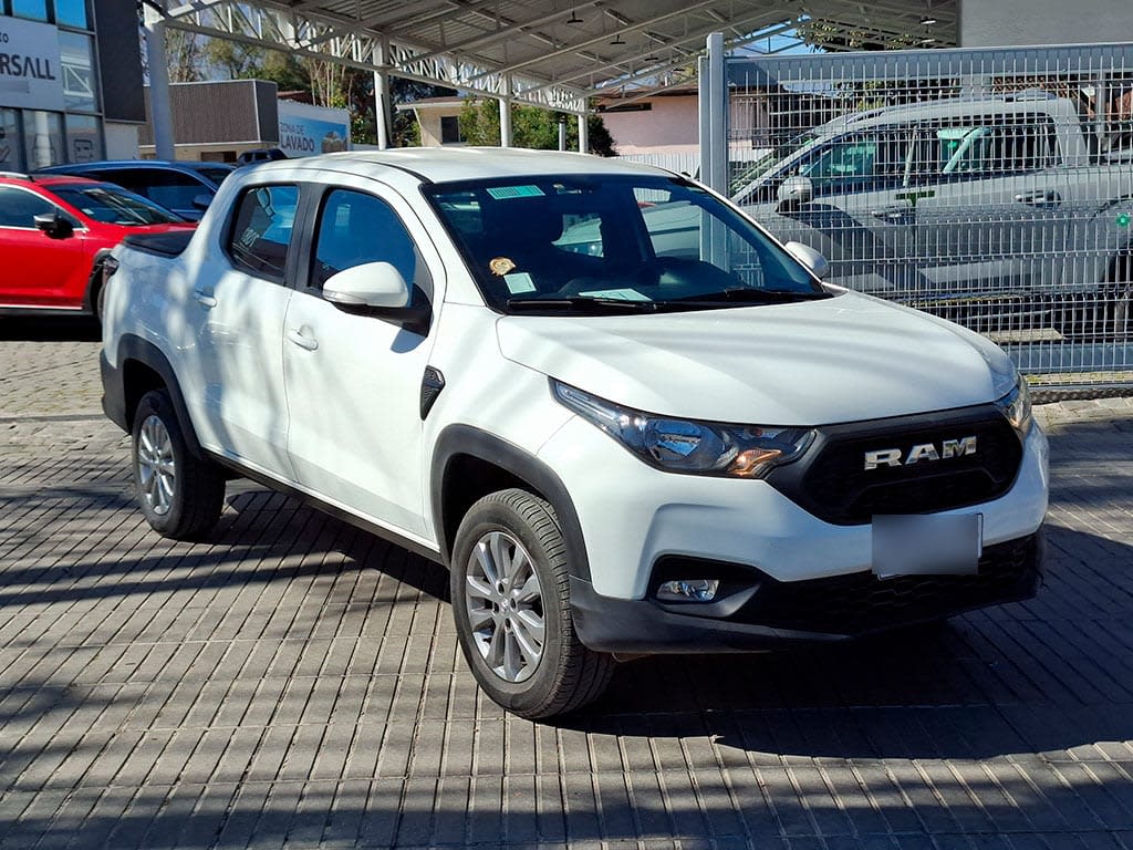 Ram 700 700 1.4 Mt Dc Slt año 2024