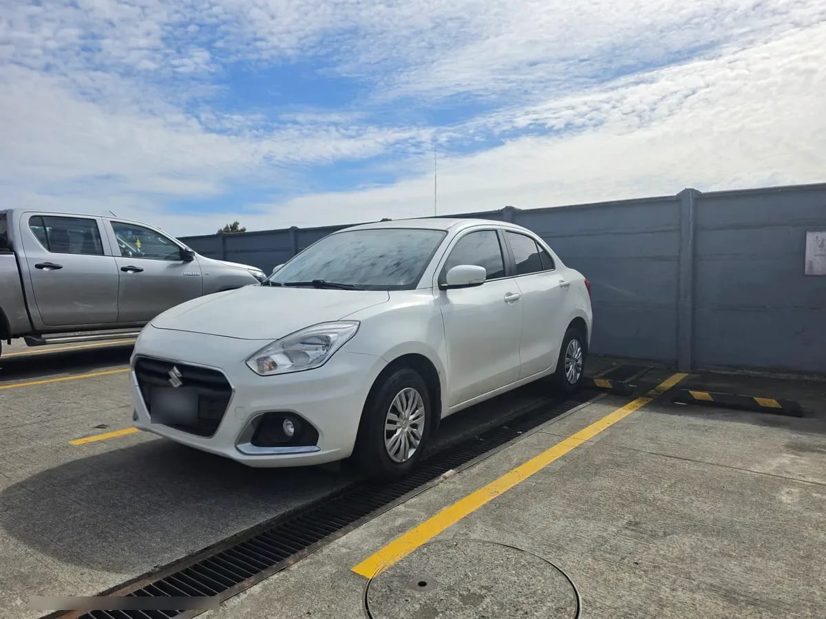 SUZUKI DZIRE 1.2 Gl Sport Mt año 2023