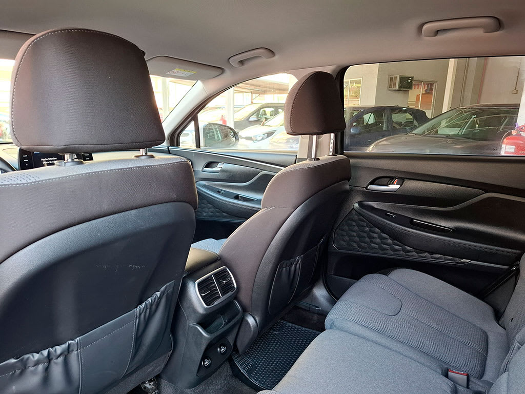Hyundai Santa Fe 2.2 Plus Fl At Crdi año 2024