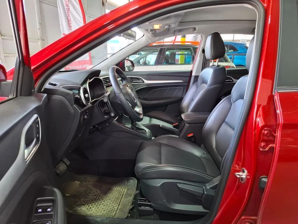 MG Zs 1.5 Com At año 2024
