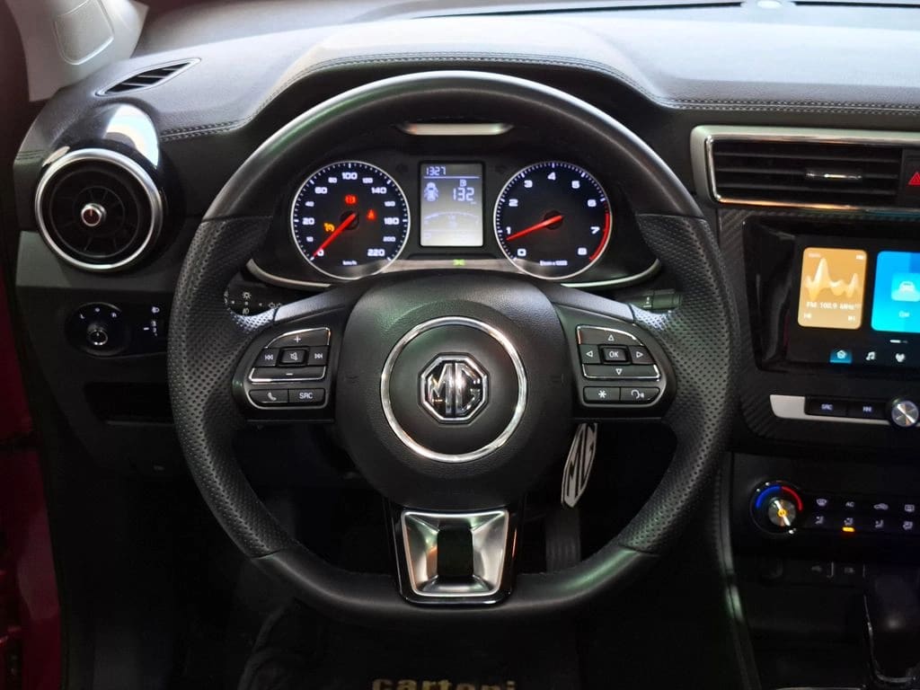 MG Zs 1.5 Com At año 2024