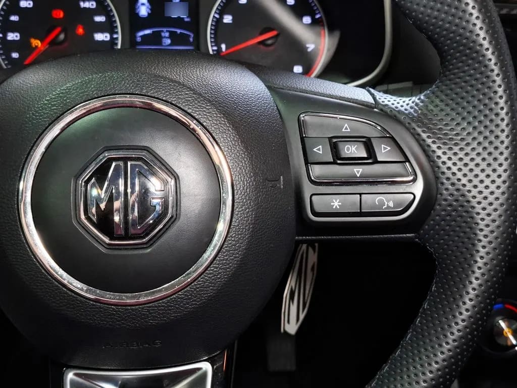 MG Zs 1.5 Com At año 2024