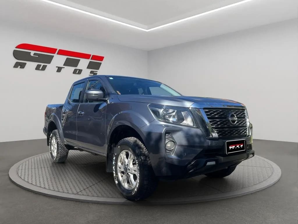 Nissan Navara Xe 4x4 2.3 Diesel Aut año 2023