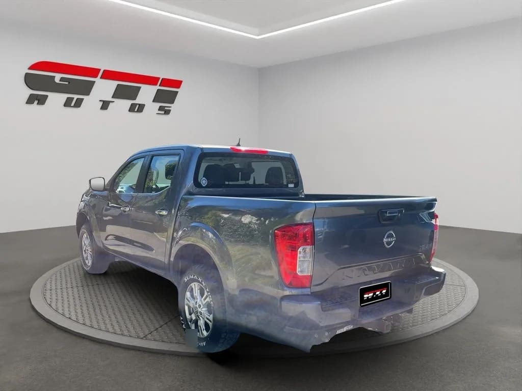 Nissan Navara Xe 4x4 2.3 Diesel Aut año 2023