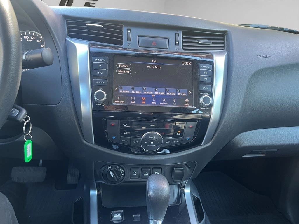 Nissan Navara Xe 4x4 2.3 Diesel Aut año 2023