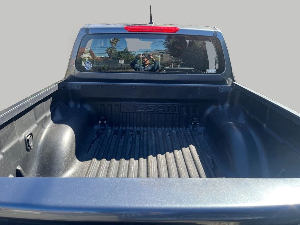 Nissan Navara Xe 4x4 2.3 Diesel Aut año 2023