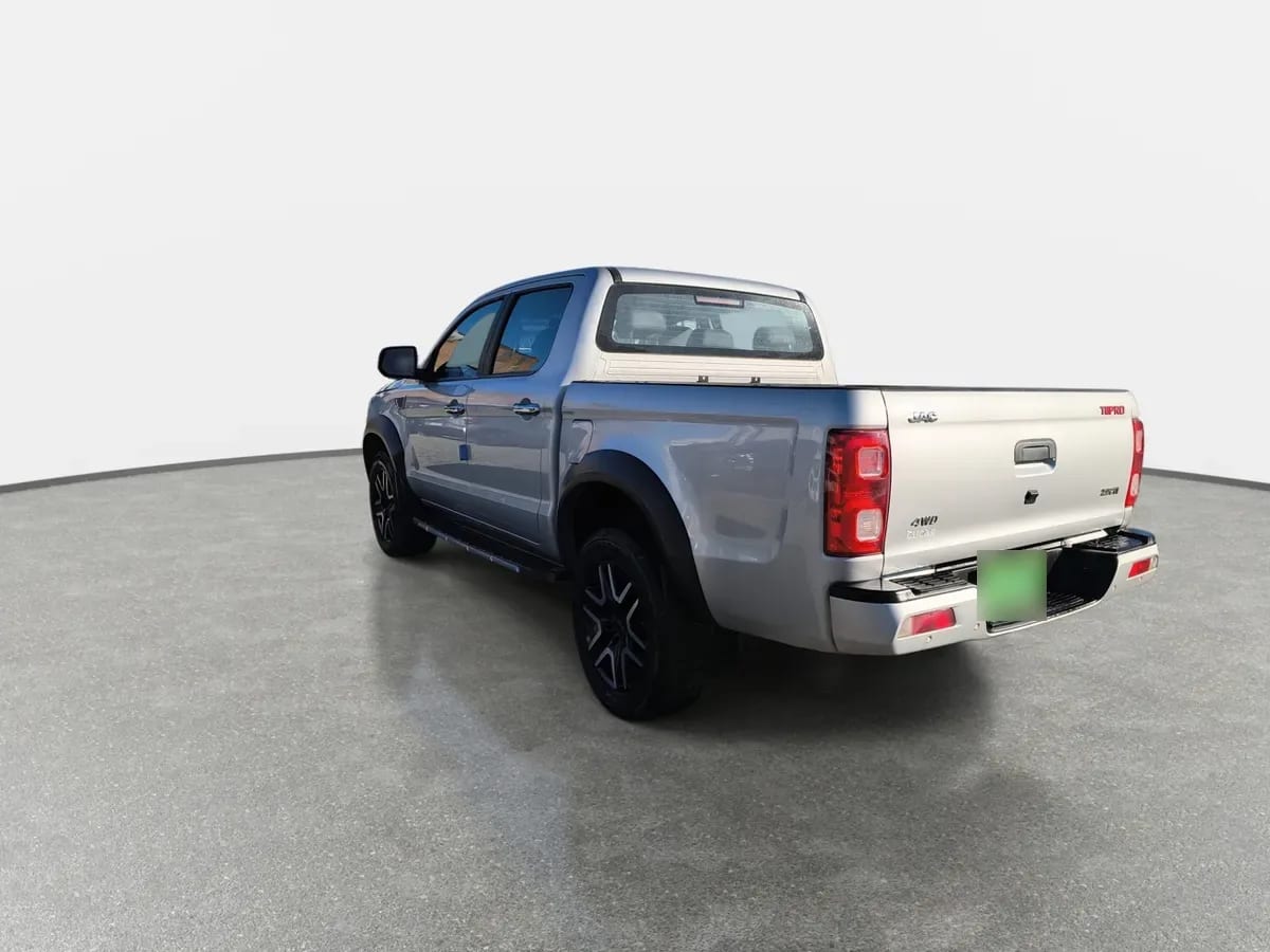 JAC T8 2.0 Luxury 4x4 Diesel Mt 4p año 2023