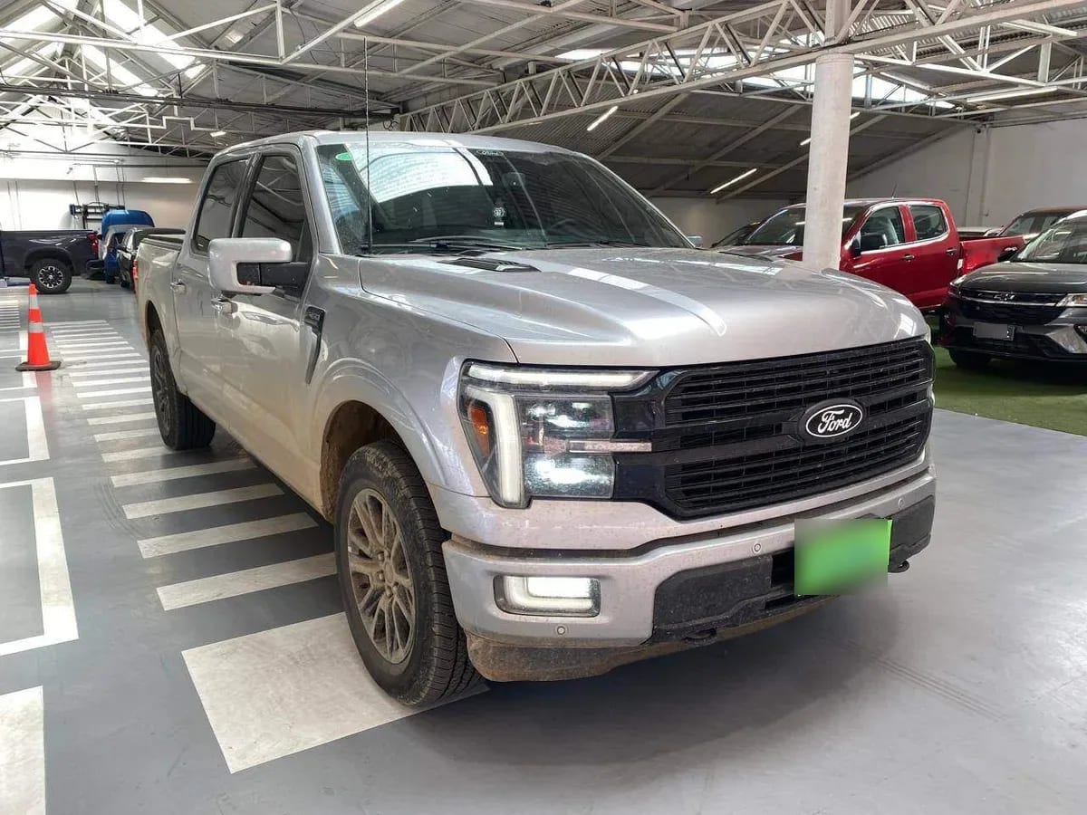 Ford F-150 3.5 Platinum Cc Dob. Cab. 4x4 At 4p año 2026