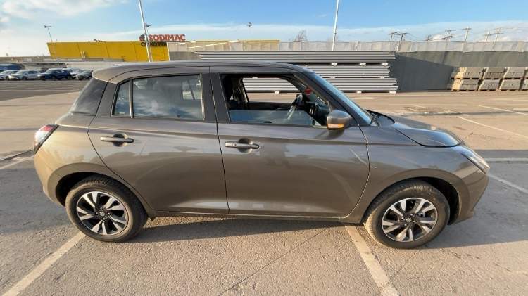 Suzuki Swift 1.2 Glx Hybrid 4x2 Hb Mt 5p año 2026