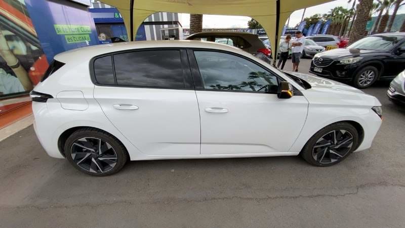Peugeot 308 1.5 Allure Pack Bluehdi Diesel 130 4x2 Eat8 5p año 2023