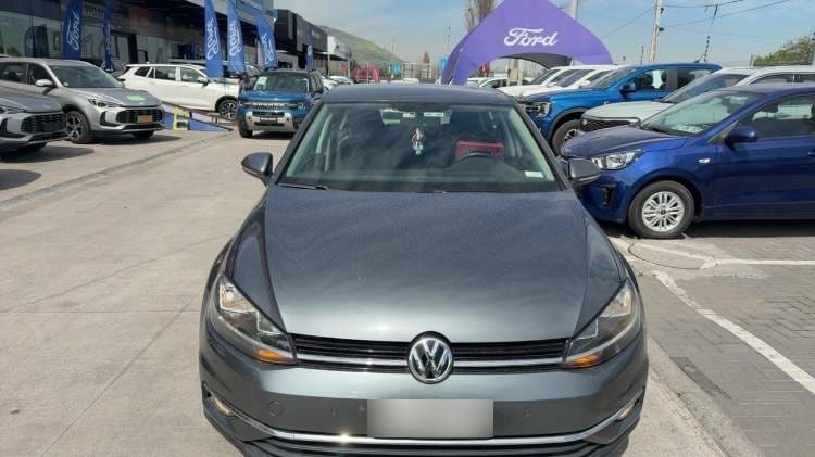 Volkswagen Golf 1.6 Comfortline 4x2 Mt 5p año 2021