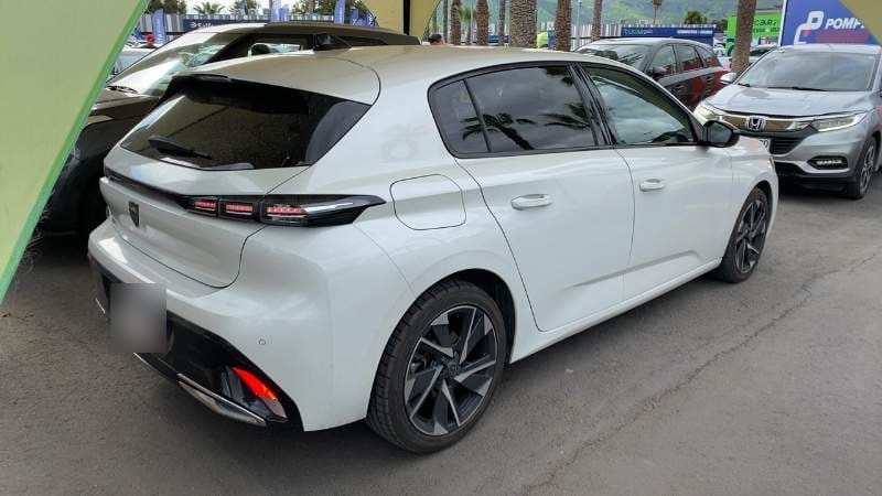 Peugeot 308 1.5 Allure Pack Bluehdi Diesel 130 4x2 Eat8 5p año 2023