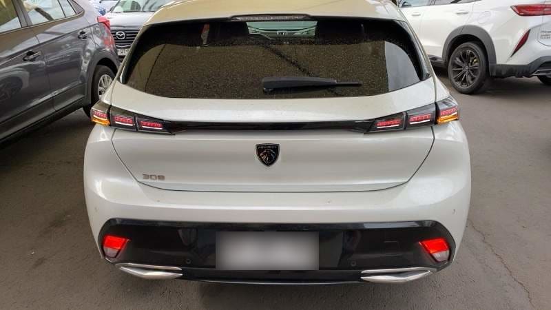 Peugeot 308 1.5 Allure Pack Bluehdi Diesel 130 4x2 Eat8 5p año 2023