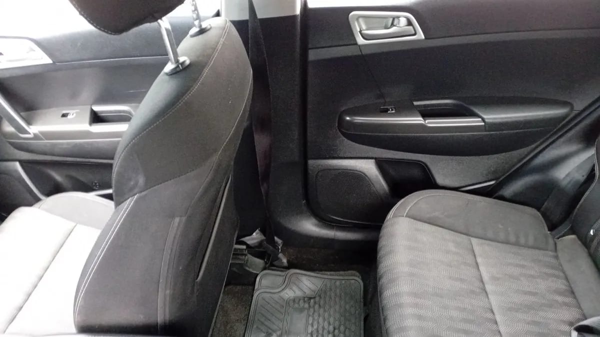 Kia Sportage 2.0 Lx 2wd Ac 6at 5p año 2018
