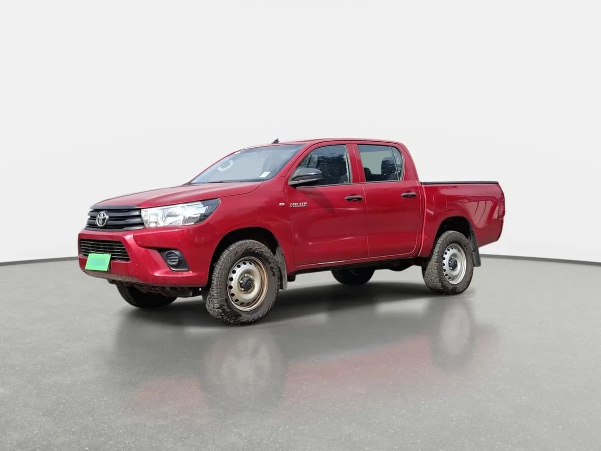 Toyota Hilux 2.4 Dx Diesel 4x2 Dob. Cab. Mt 4p año 2023