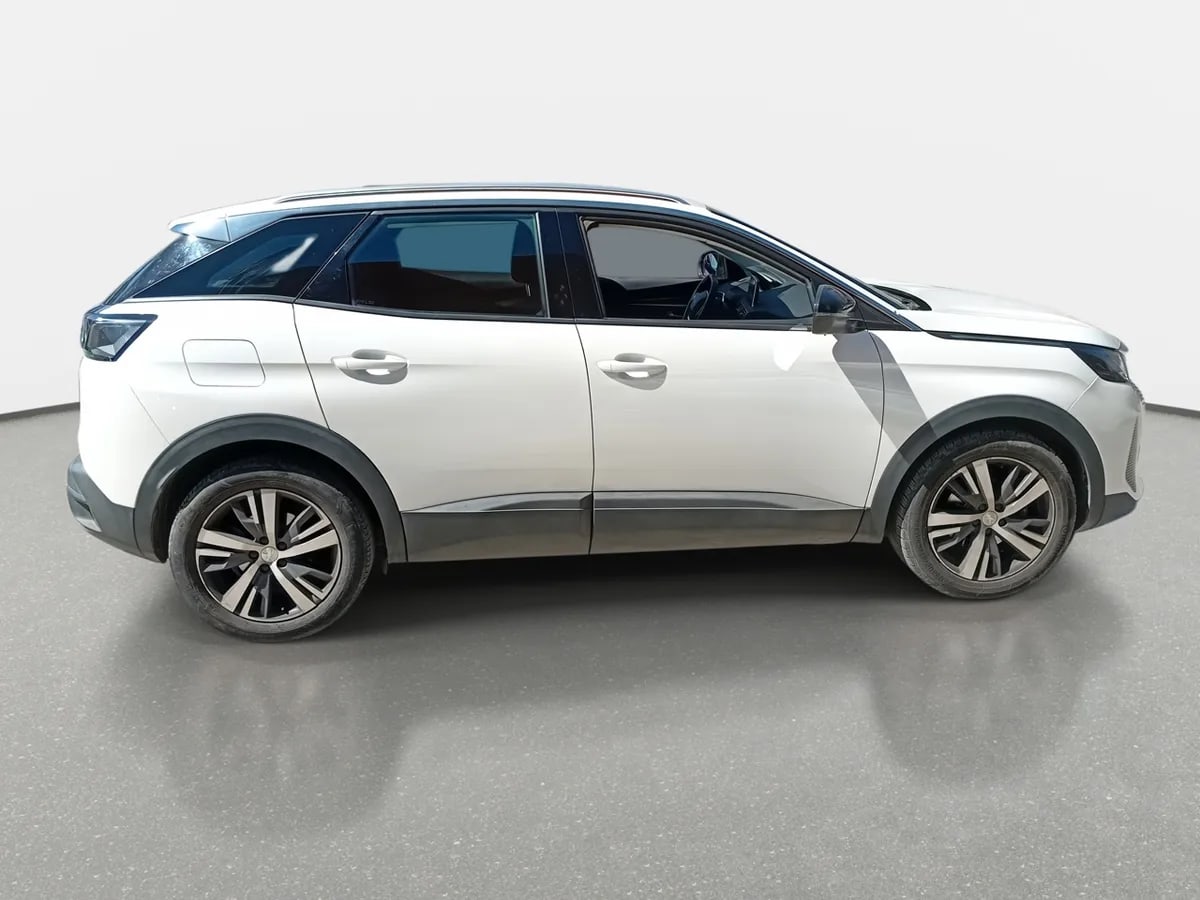 Peugeot 3008 1.5 Active Pack Bluehdi 4x2 130 Mt6 5p año 2022