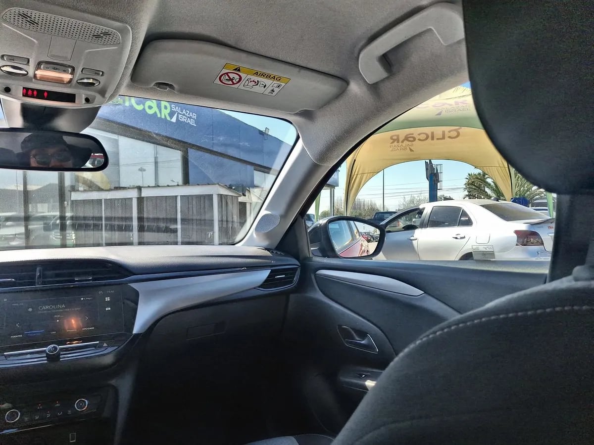 Opel Corsa 1.2t Edition 100hp 4x2 At8 5p año 2024