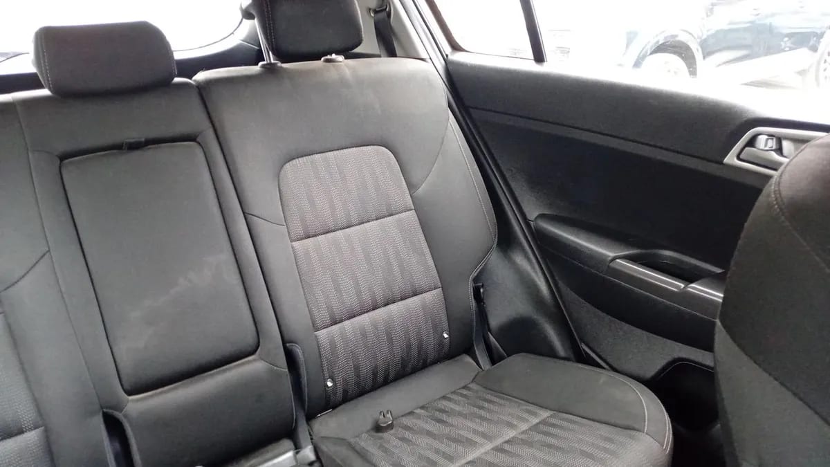 Kia Sportage 2.0 Lx 2wd Ac 6at 5p año 2018