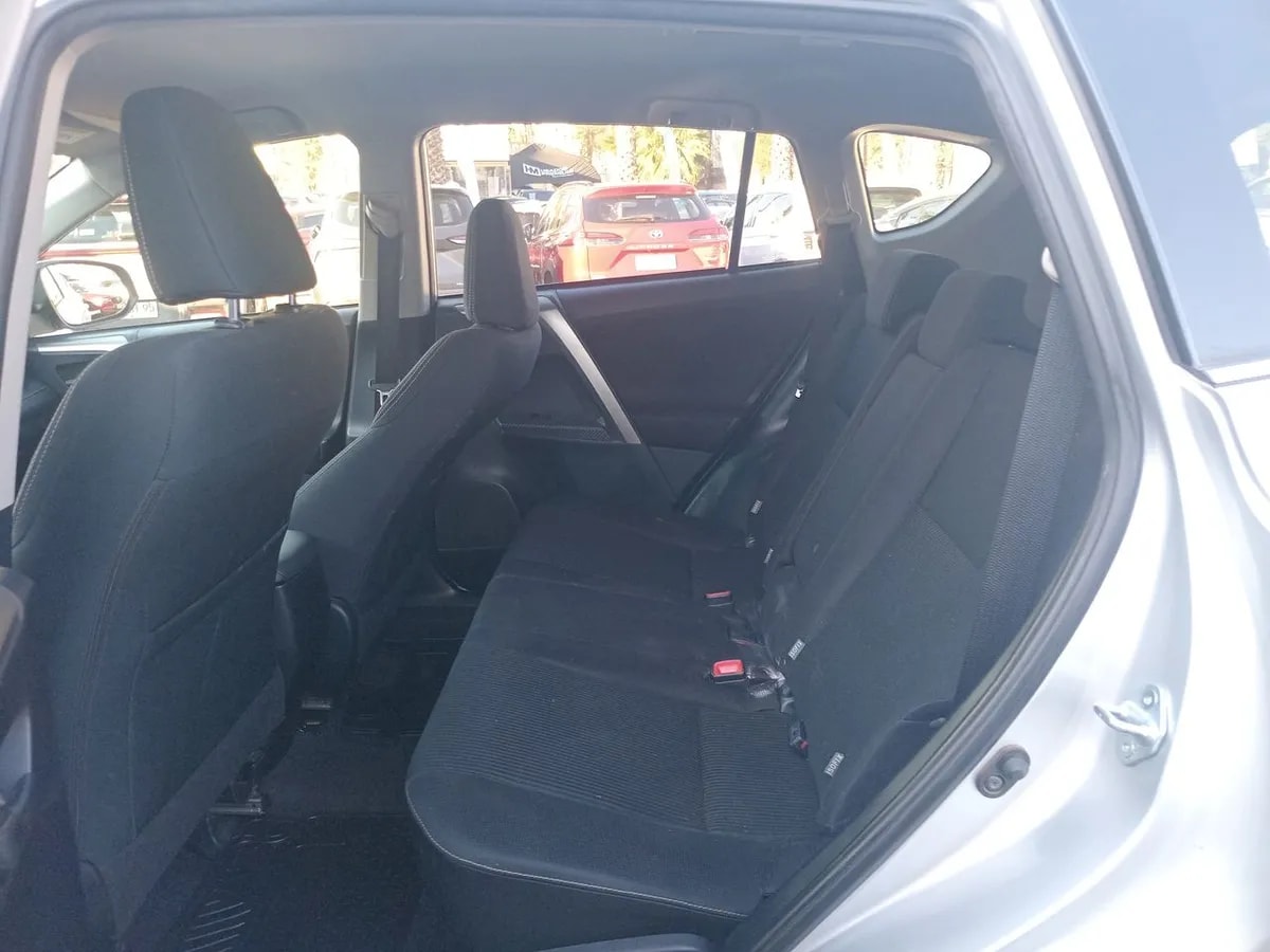 Toyota Rav 4 2.5 Super Lujo 4x2 At 5p año 2016
