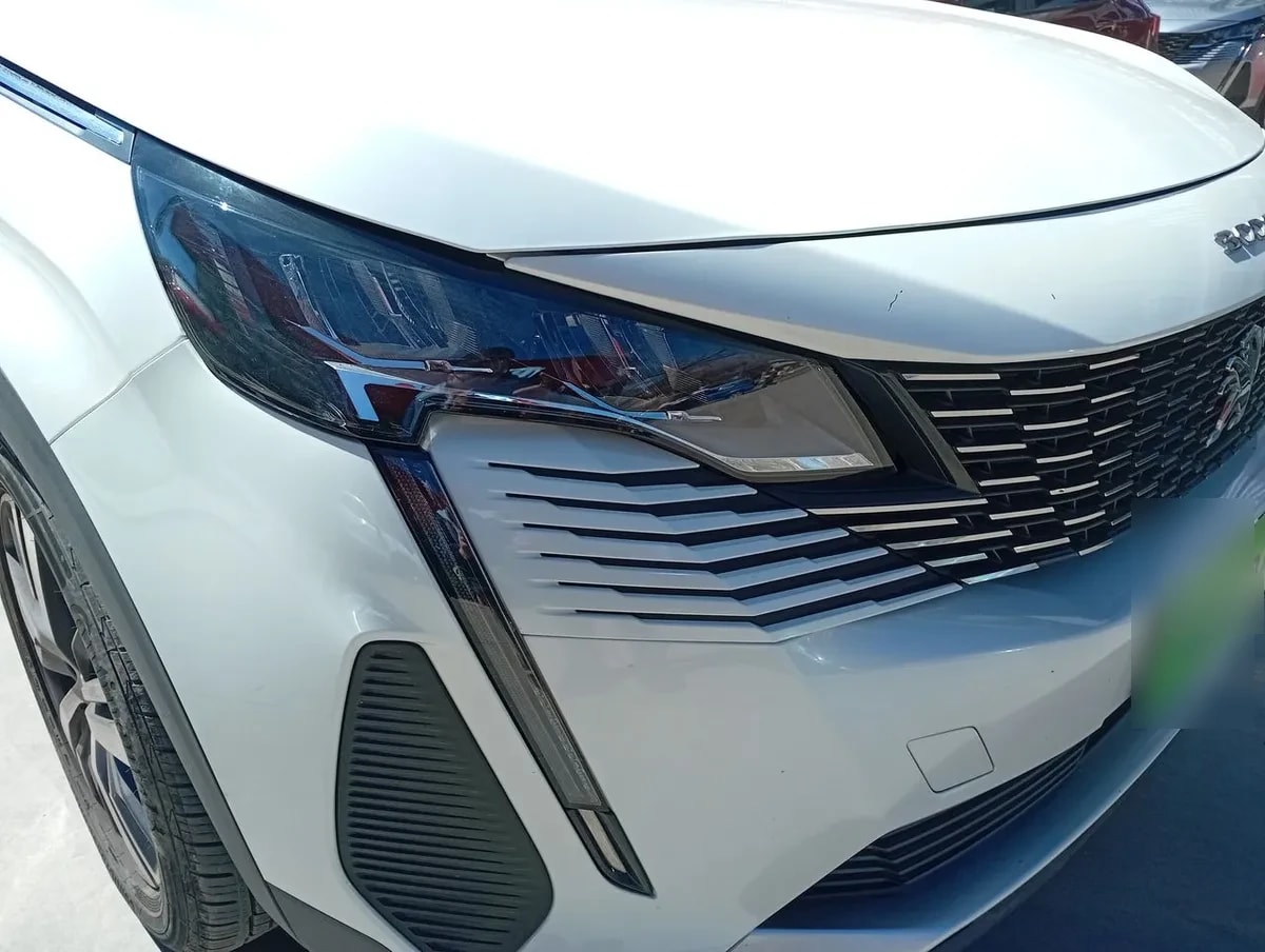Peugeot 3008 1.5 Active Pack Bluehdi 4x2 130 Mt6 5p año 2022