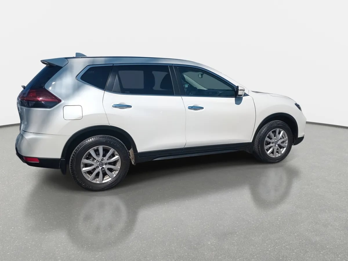 Nissan X-Trail 2.5 Sense Mc 4x2 Cvt At 5p año 2023