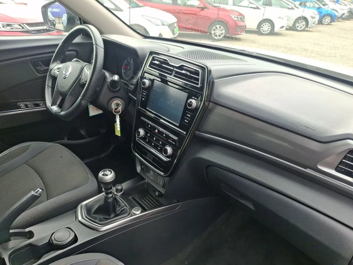 Ssangyong Tivoli 1.6 Tv1010 4x2 Mt 5p año 2020