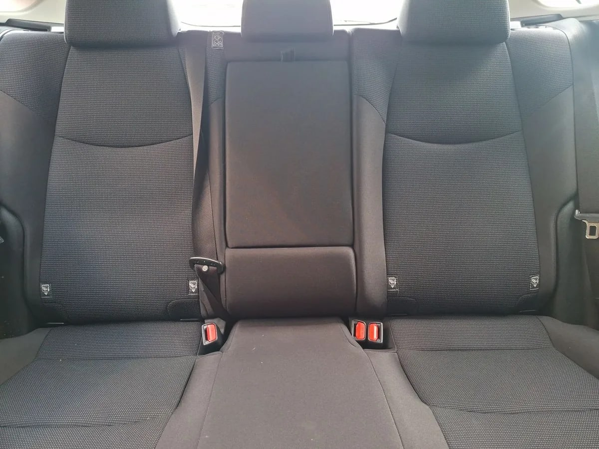 Toyota Rav 4 2.0 Le 4x2 Mt 5p año 2022