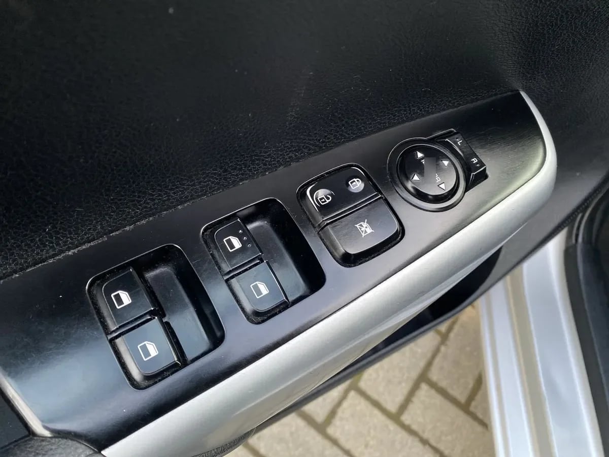 Kia Morning 1.0 Ex 4x2 Hb Abs 5mt 5p año 2022