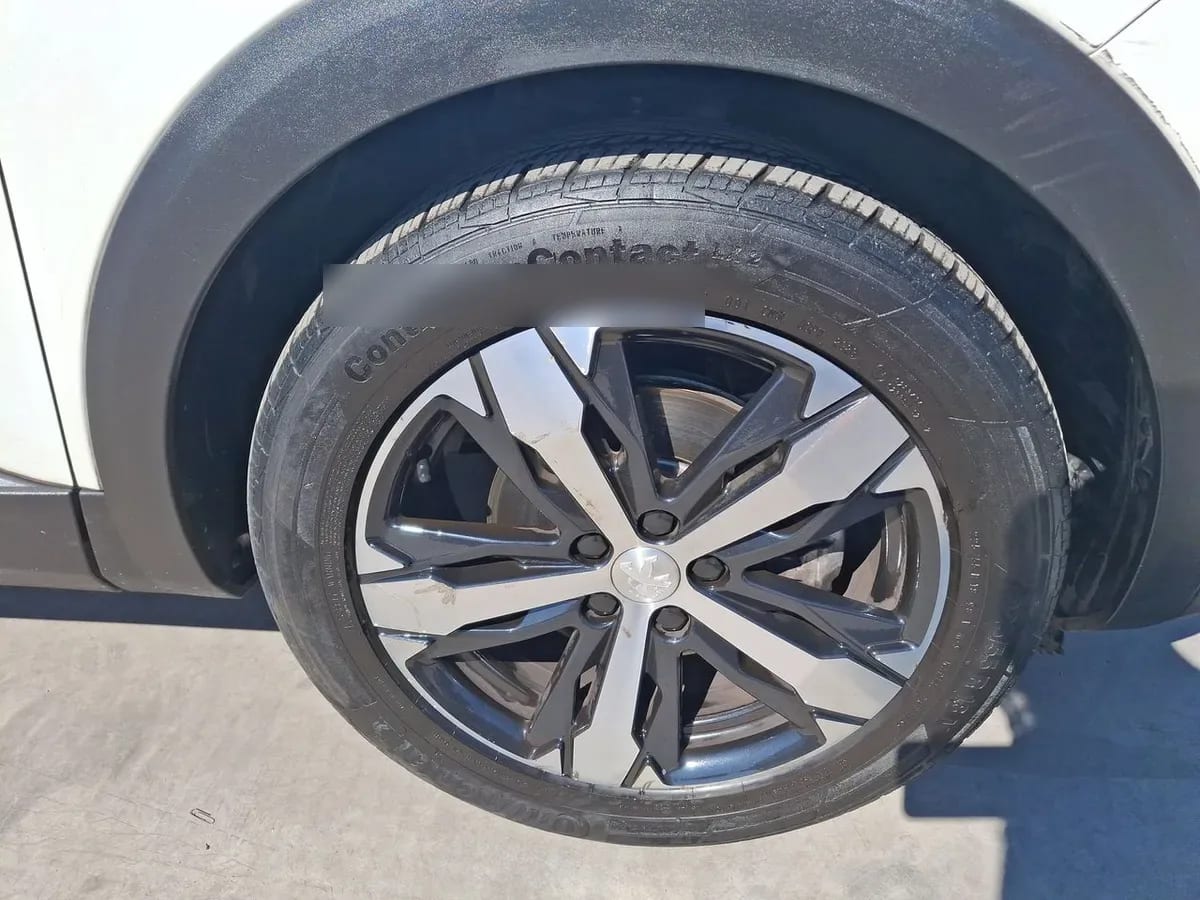 Peugeot 3008 1.6 Allure Pack Thp 165 4x2 Eat6 5p año 2024