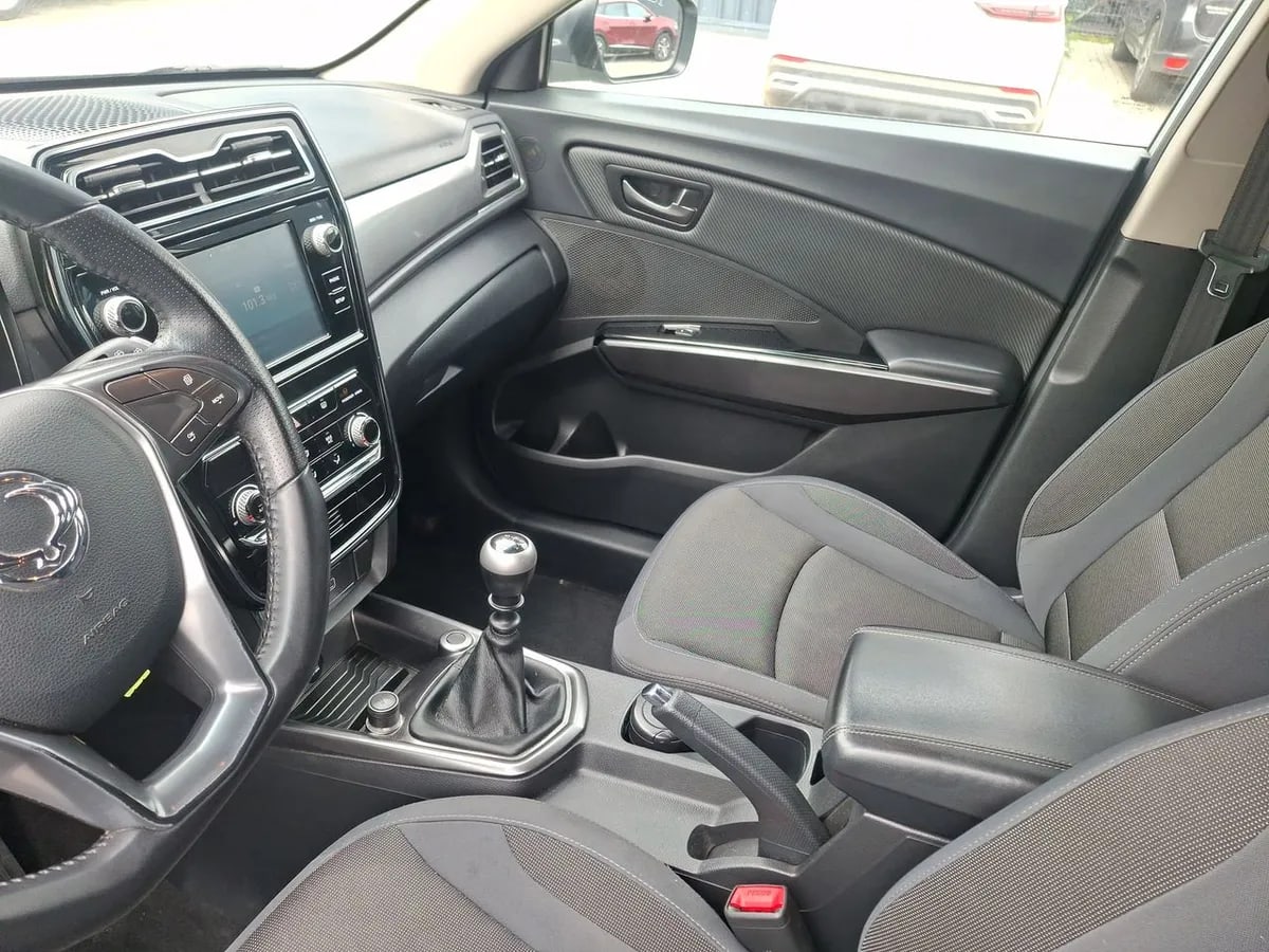 Ssangyong Tivoli 1.6 Tv1010 4x2 Mt 5p año 2020