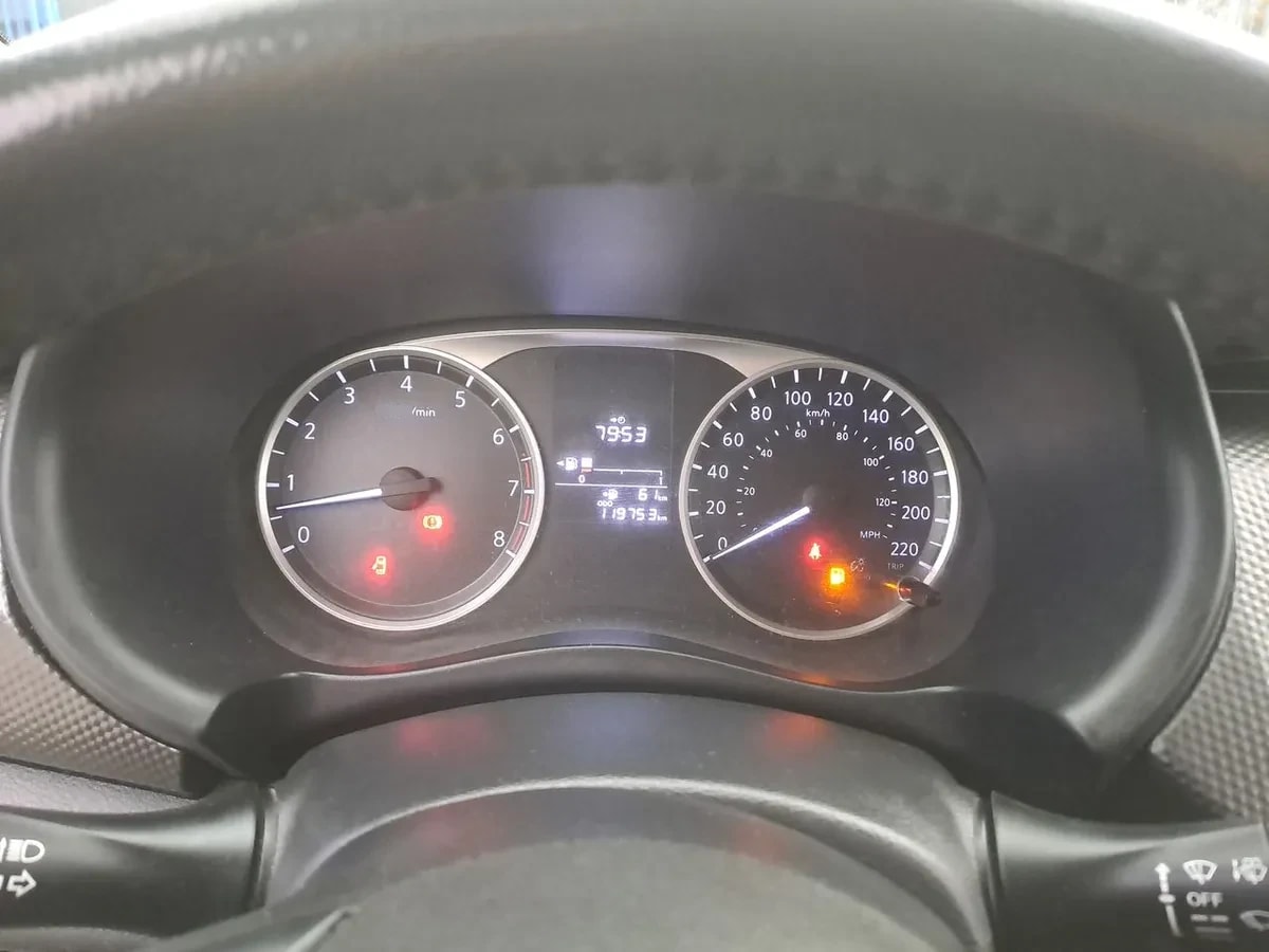 Nissan Kicks 1.6 Advance 4x2 Mt 5p año 2019