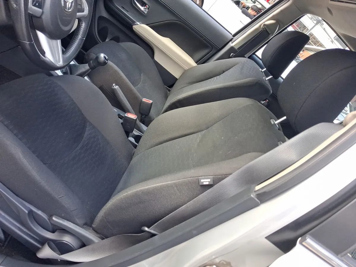Toyota Rush 1.5 Xli 4x2 Mt 5p año 2022