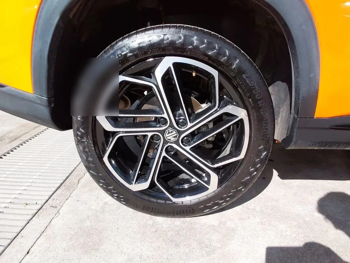 MG One 1.5t Dlx 4x2 Cvt At 5p año 2023