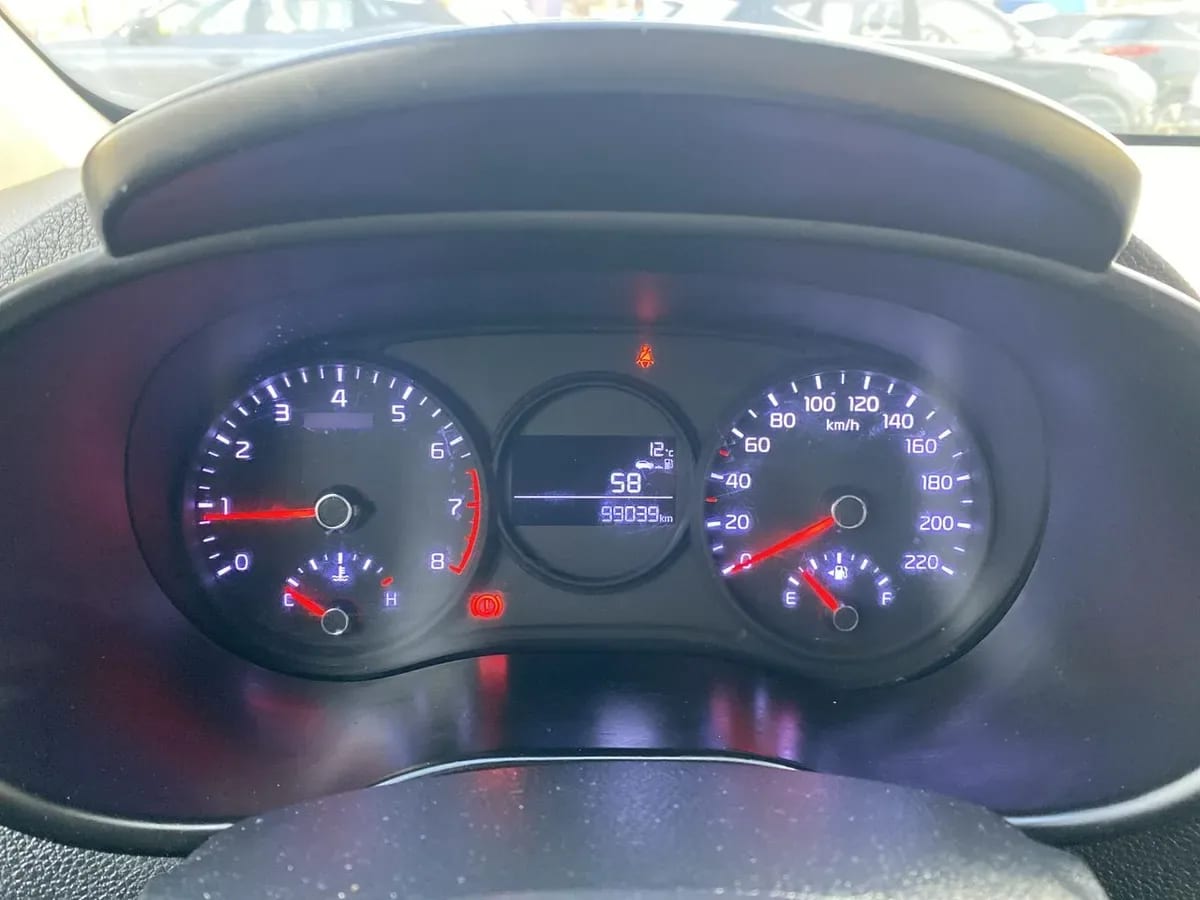 Kia Morning 1.0 Ex 4x2 Hb Abs 5mt 5p año 2022