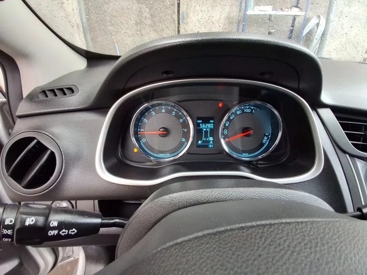 Chevrolet Sail 1.5 Ls 4x2 Mt 4p año 2021