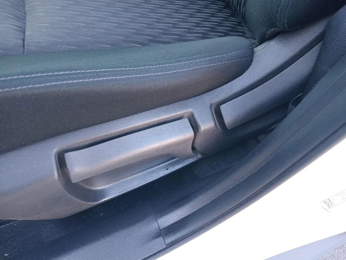 Nissan X-Trail 2.5 Sense Mc 4x2 Cvt At 5p año 2023