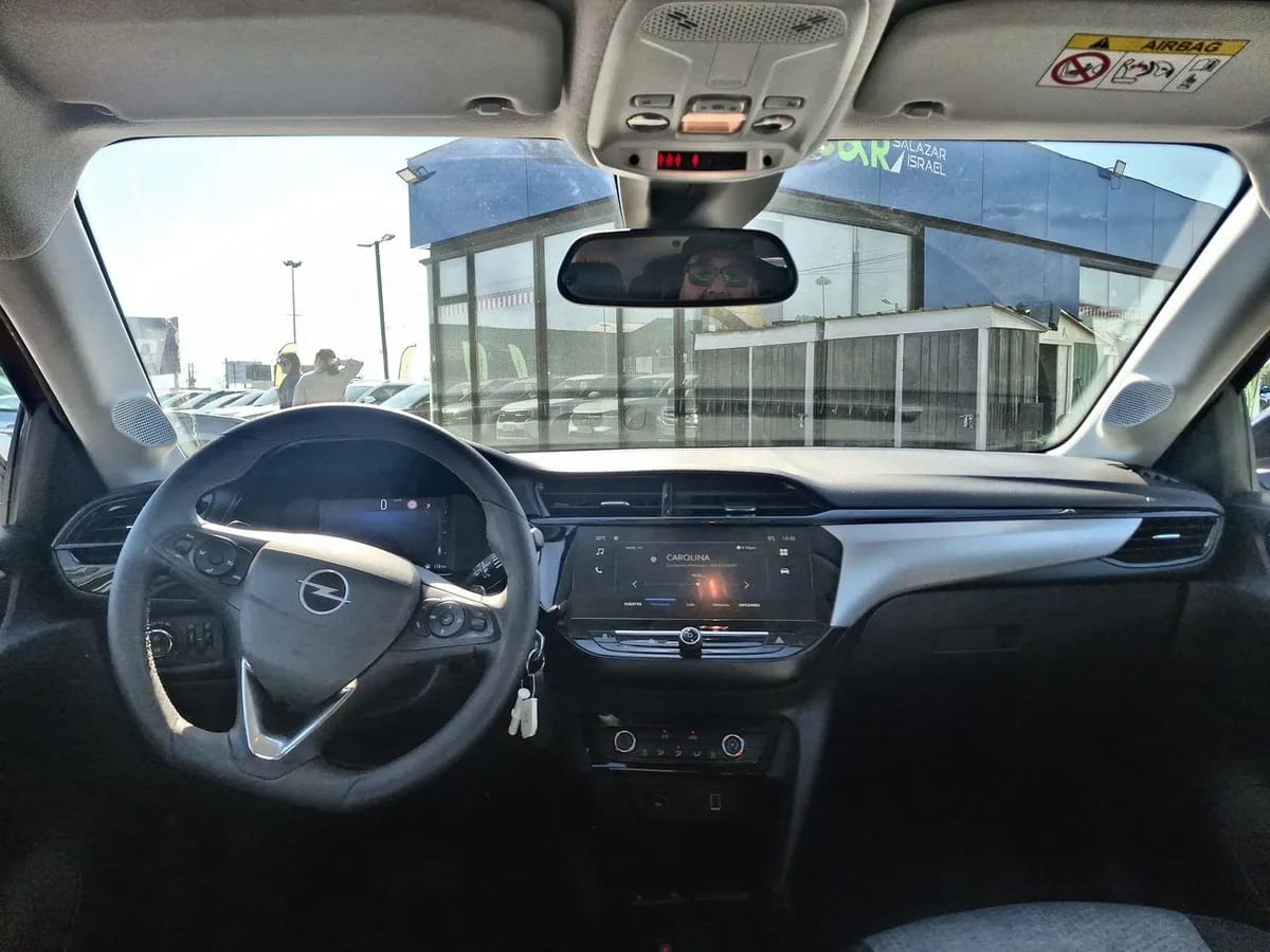 Opel Corsa 1.2t Edition 100hp 4x2 At8 5p año 2024