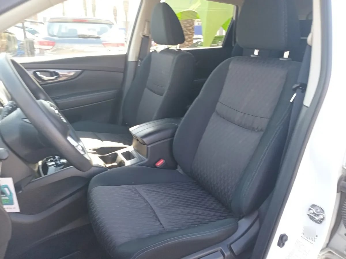 Nissan X-Trail 2.5 Sense Mc 4x2 Cvt At 5p año 2023