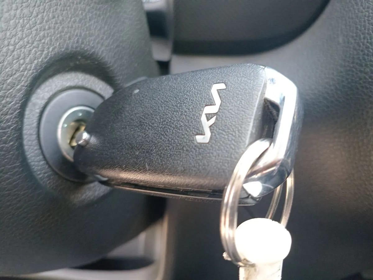 Kia Sonet 1.5 Ex 4x2 Ivt Ri At 5p año 2025