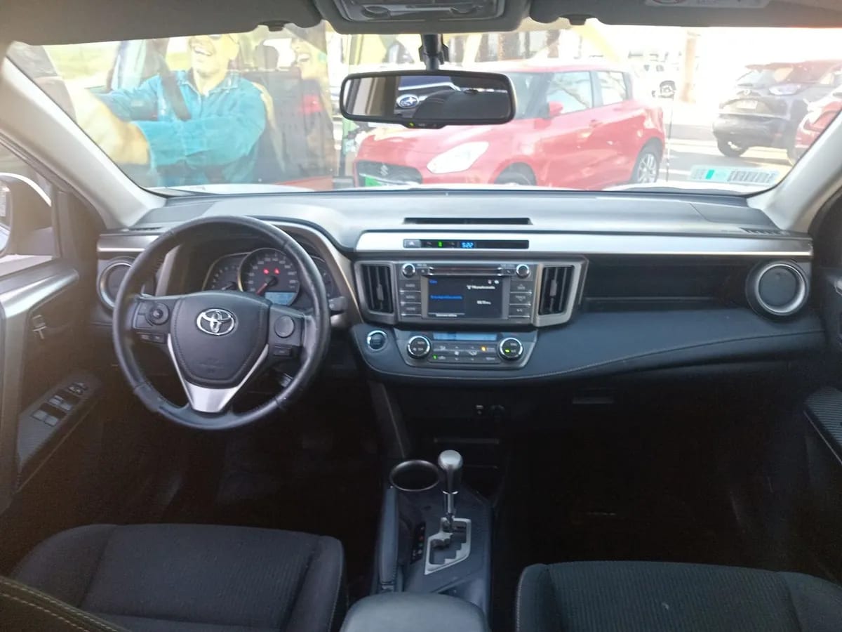 Toyota Rav 4 2.5 Super Lujo 4x2 At 5p año 2016