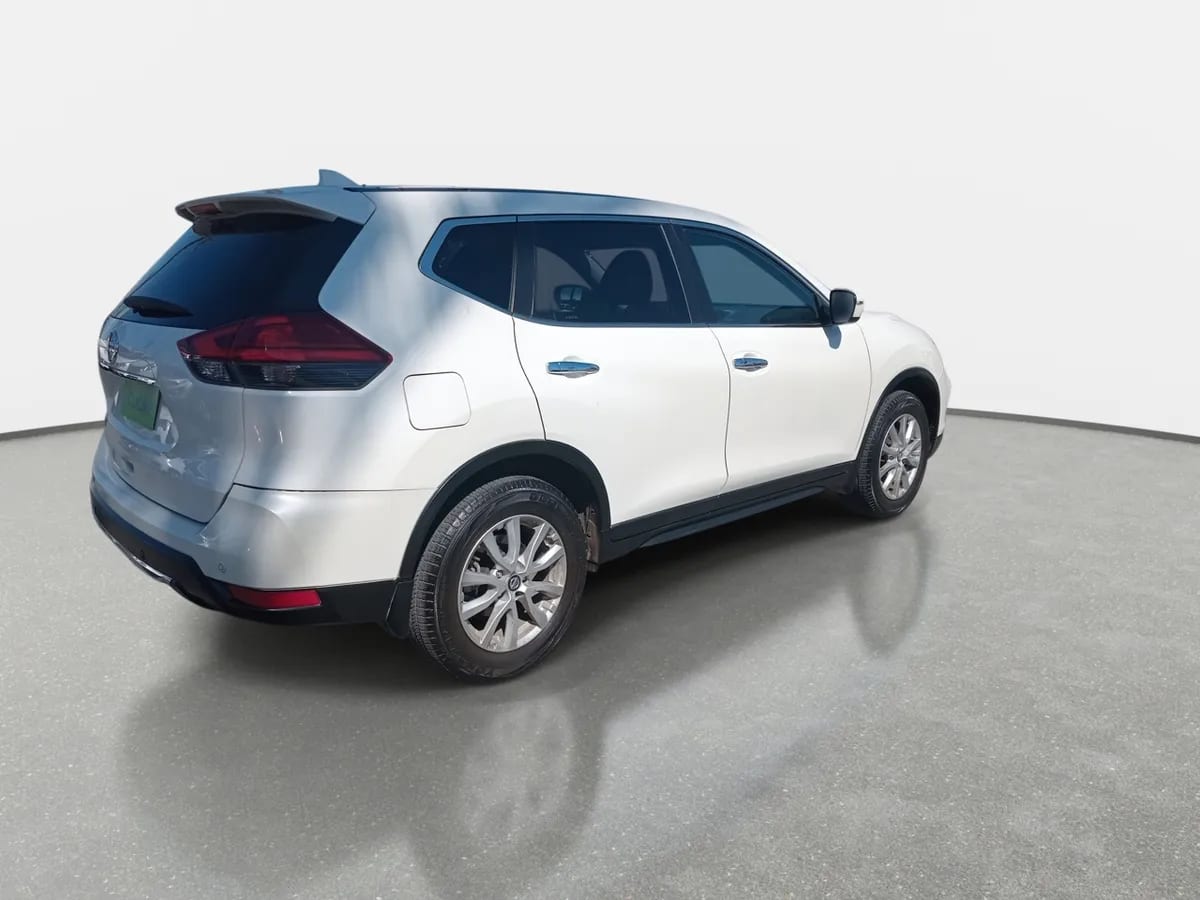 Nissan X-Trail 2.5 Sense Mc 4x2 Cvt At 5p año 2023