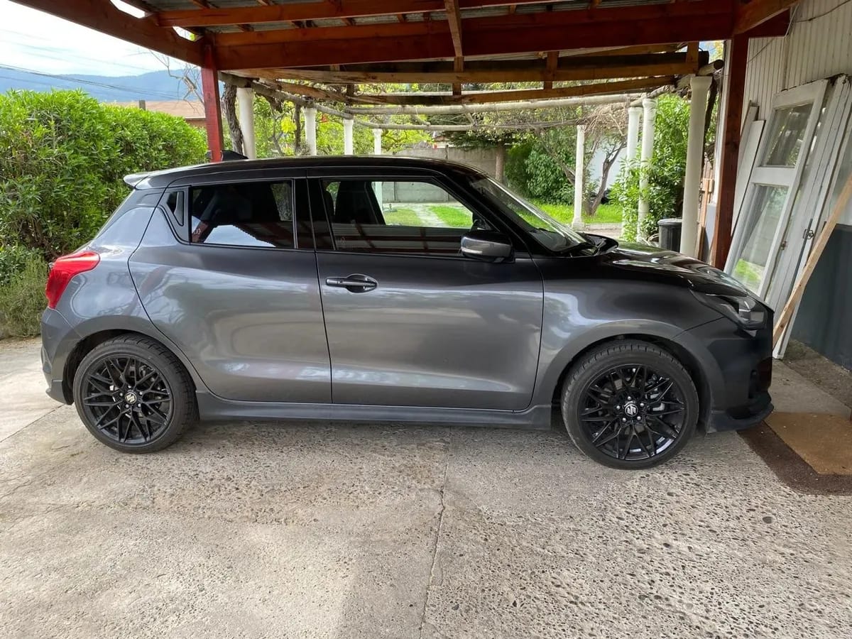 SUZUKI SWIFT 1.4 Dit Sport Mt año 2025