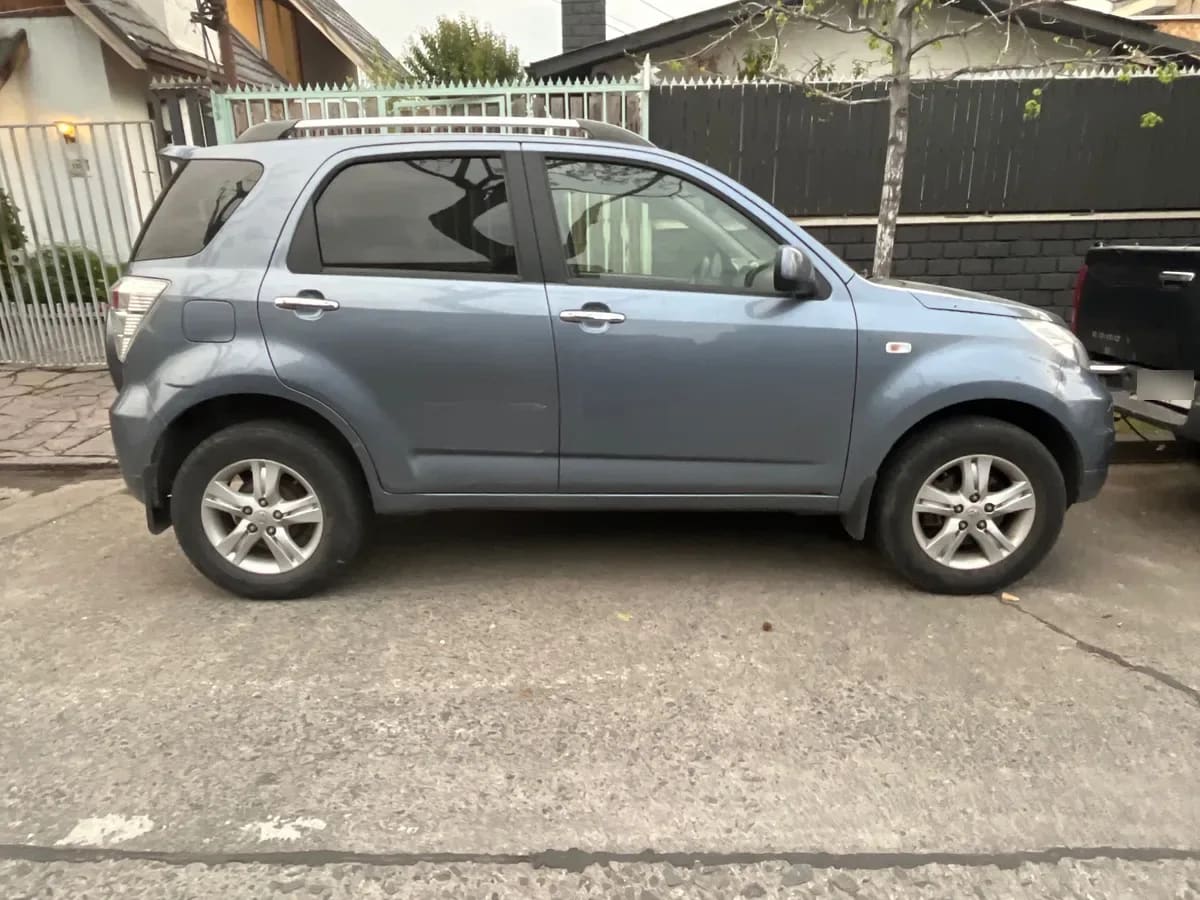 TOYOTA RUSH 1.5 Lei Mt 4x4 año 2018