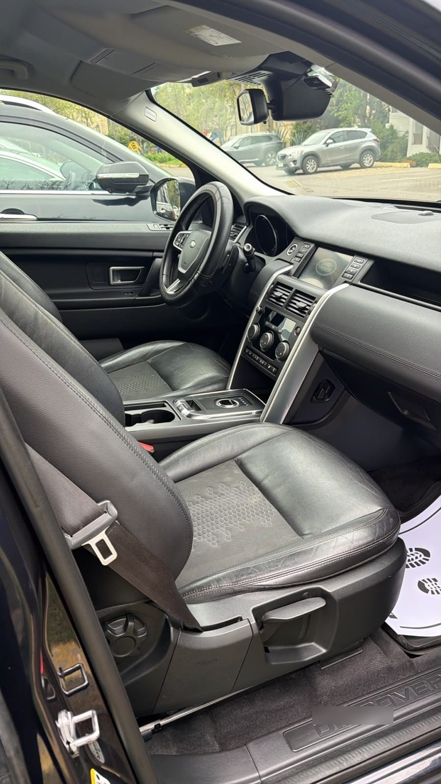 LAND ROVER DISCOVERY 2.0 Se At 4x4 año 2019